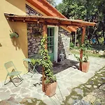 16th Century Between The Tuscan Hills Апартаменты *